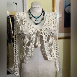 Elizabeth NY crochet cardigan in -white.S:L ; 23” sleeves length.